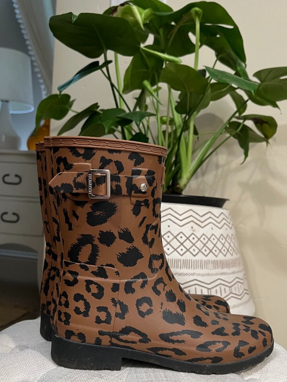 Hunter Rain Boots Size 7 - Picture 2 of 6